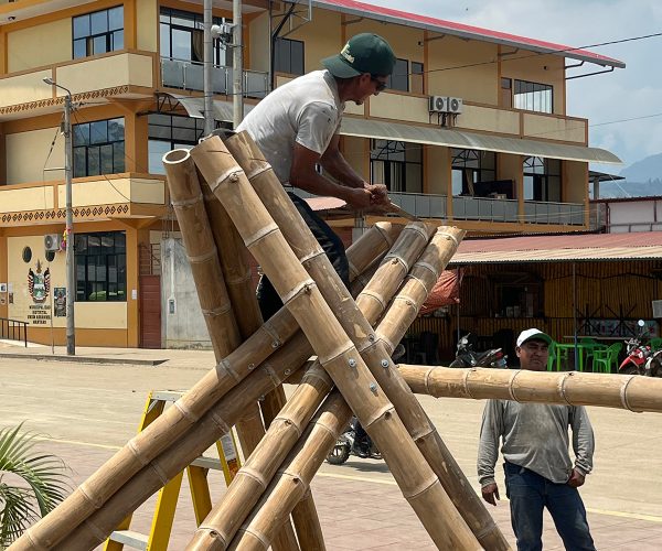 WORKSHOP PARADERO DE BAMBÚ DE DOS ISLAS EN UNIÓN ASHANINKA 12 - FIA IMG_0239